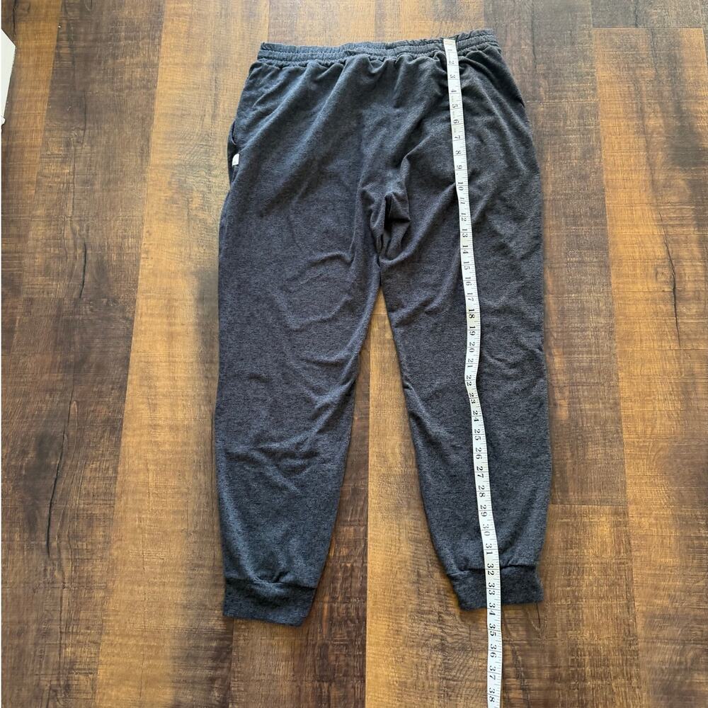 Vuori Performance Joggers Drawstring Pants Size M… - image 7